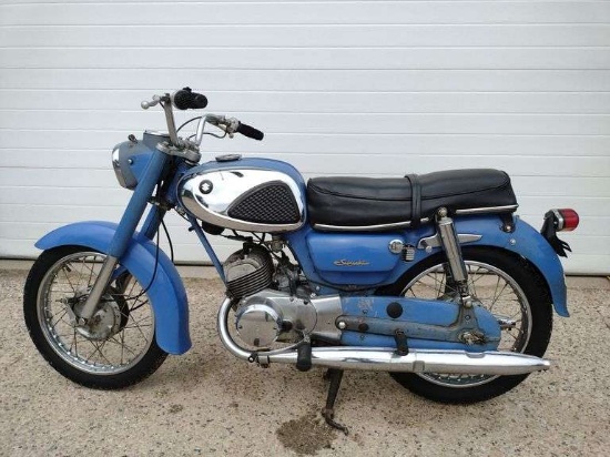1965 Suzuki S32-2