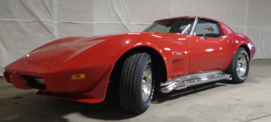 1976 CHEVROLET Corvette L-82