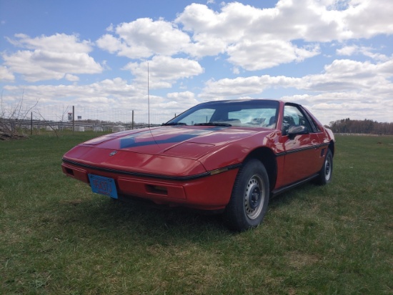 1984 PONTIAC Fiero