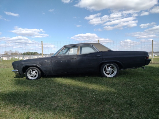 1966 CHEVROLET Impala