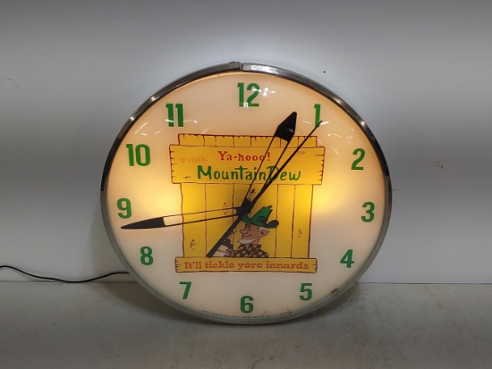 Mountain Dew Lighted Pam Clock