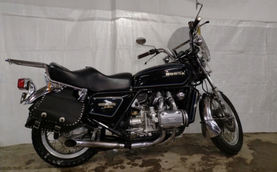 Motorcycle 1977 HONDA GL1000