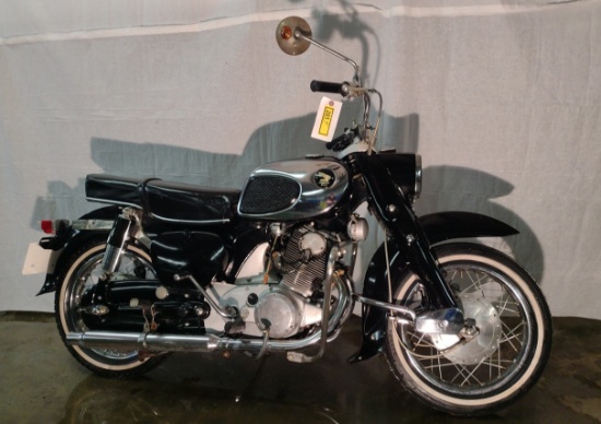 Motorcycle HONDA Dream 300