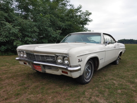 1966 CHEVROLET Impala SS