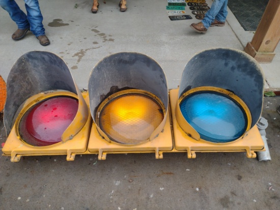 Stop and Go Lights