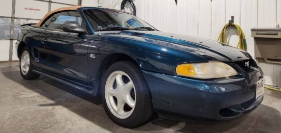 1995 FORD Mustang GT Convertible
