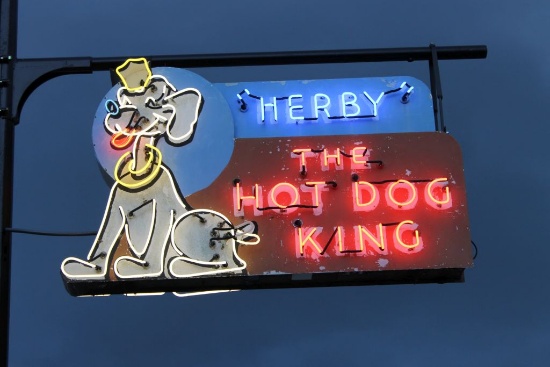 DST Herby The Hot Dog King Motion Neon Sign