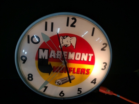 Vintage Maremont Mufflers Lighted Glass Clock