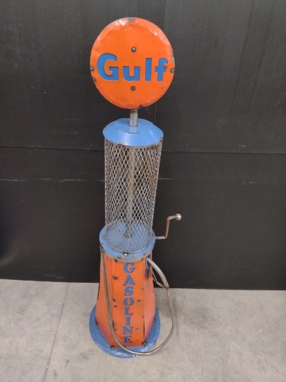 Gulf Metal Decorative Gasoline Pump