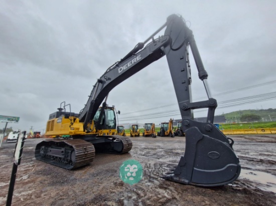 EXCAVADORA HIDRAULICA SOBRE ORUGAS
