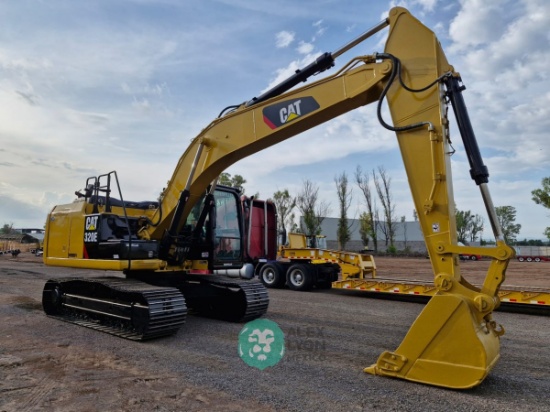 EXCAVADORA HIDRAULICA SOBRE ORUGAS
