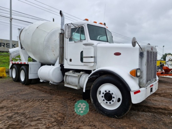 CAMION REVOLVEDOR DE CONCRETO