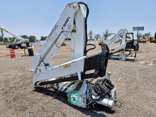 GRUA HIDRAULICA ARTICULADA