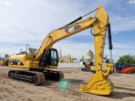 Excavadora Hidraulica Sobre Orugas