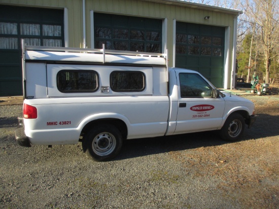 2003 CHEVROLET S-10 PICKUP WITH TOPPER 2 WD