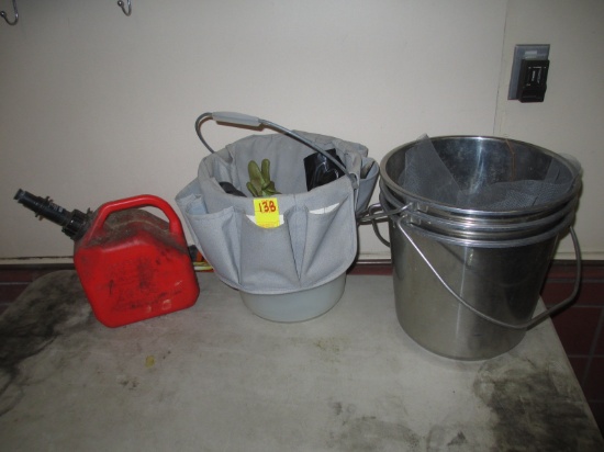 LOT-STAINLESS STEEL BUCKETS/GAS CAN/CLEANING BUCKET