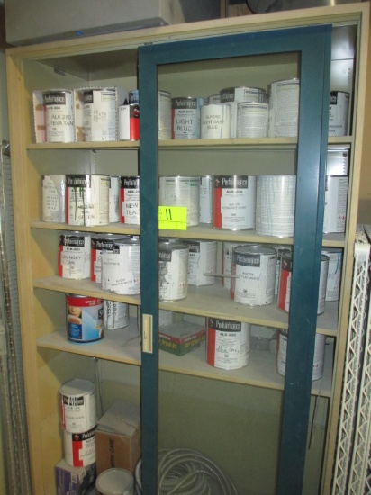 LOT-COMMERCIAL PAINT/FINISHES & STORAGE LOCKER