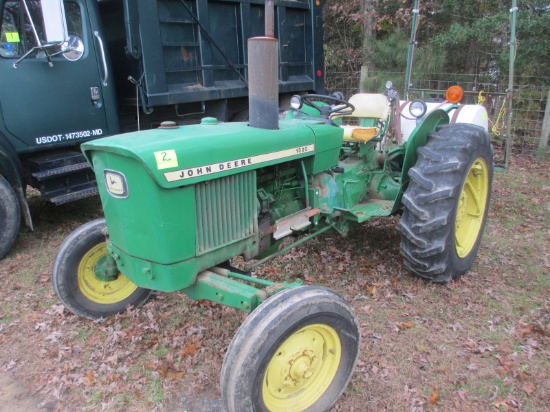 JOHN DEERE 1020 TRACTOR