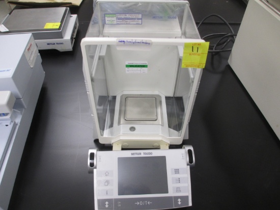 SCALE-METLER TOLEDO AX205 ANALYTICAL  BALANCE UNIT