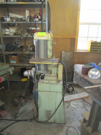 UPRIGHT SANDER