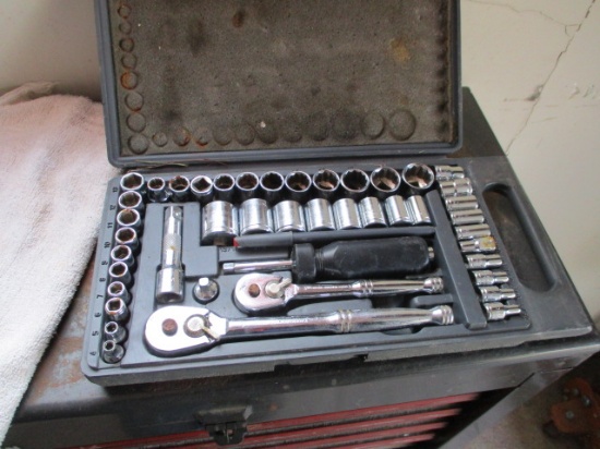 SOCKET/RATCHET SET-METRIC & STD.