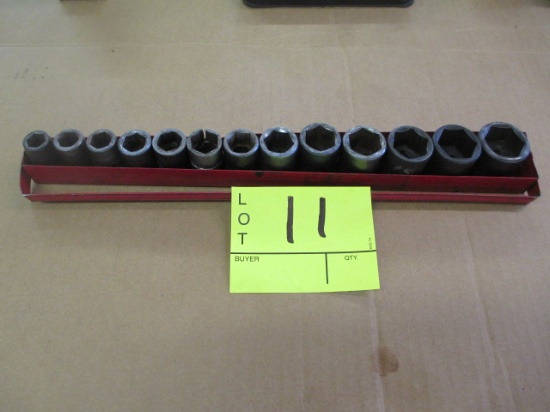 LOT-1/2 IN METRIC SOCKET SET-13 PCS