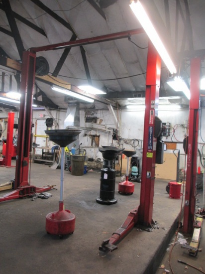 TWIN POST LIFT