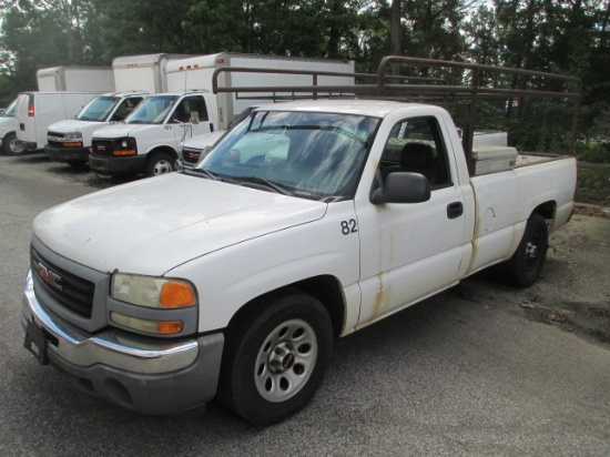 2005 GMC  2 WD PICKUP WITH TOOLBOX AND LADDER RACK