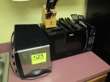 LOT-KITCHEN-MICROWAVE/TOASTERS/UTINSELS