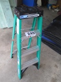 4 FT. LADDER-WERNER 4 FT STEP LADDER