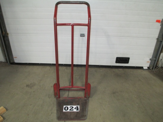 RED HAND TRUCK-SOLID TIRES
