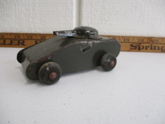 TIN TOY TANK FROM 30'S