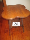 OAK TABLE-KIDNEY TOP-TURNED LEGS 22 X 22 X 20 IN. HIGH