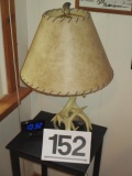 ANTLER LAMP-APPROX