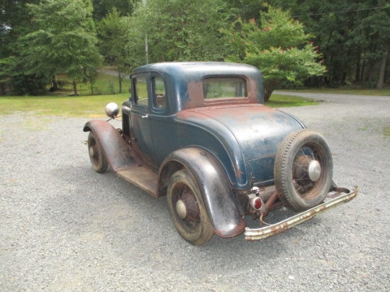 1932 FORD MODEL B 4 CYL. 5 WINDOW COUPE