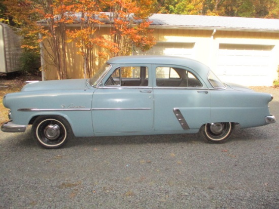 1952 FORD 4 DR CUSTOMLINE V8  SEDAN-LOW MILES-VERY ORIGINA;