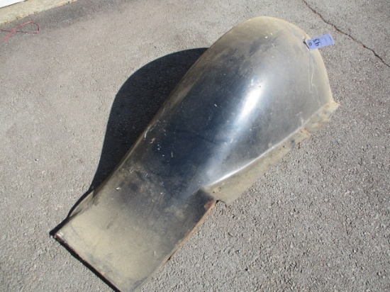 1932 FORD FENDER-FRONT DRIVERS SIDE-PINCHED CORNER