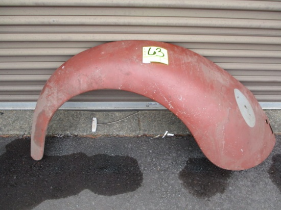 VW BEETLE FENDER-60'S ERA DRIVERS SIDE REAR. NO RUST-STRAIGHT