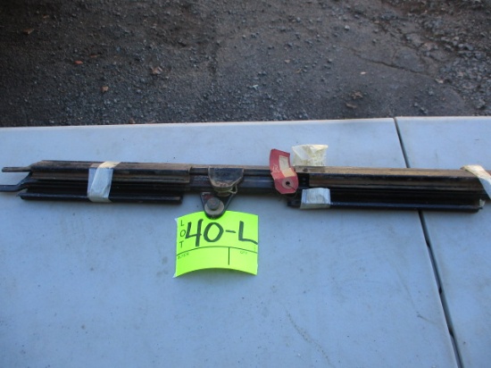 GLASS RISER-PART NO. ILLEGIBLE-POSSIBLY 32 TRUCK
