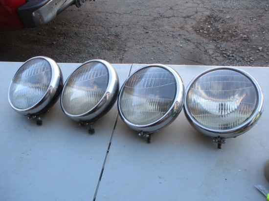LOT-(4) '32 LAMP ASSEMBLIES-