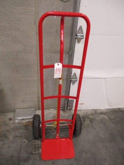 HAND TRUCK W/PNEUMATIC TIRES-600LB RATING