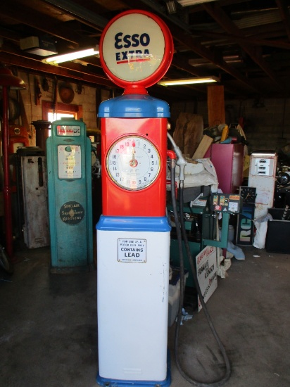 GILBARCO CLOCK FACE MODEL TMLSXI WITH ORIGINAL ESSO EXTRA GLOBE INCLUDED