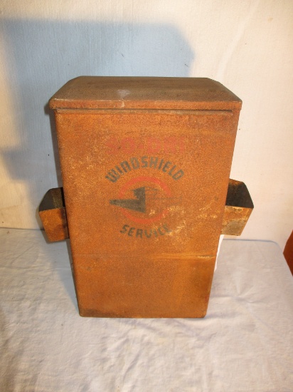 WINDSHIELD SERVICE BOX FOR  GAS ISLAND ATTENDANT