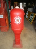 GILBARCO PRE VISIBLE SELF MEASURING PUMP . OLDER RESTORATION WITH TAG. SHOWS WELL WITH HOSE POLE