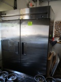 TRUE MFG FREEZER 54 IN WIDTH-PULLED OUT OF SERVICE SEVERAL L YEARS AGO . CONDITION UNKNOWN