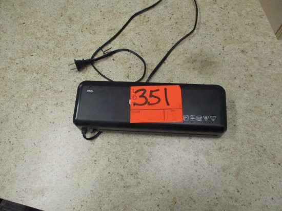 DESK TOP LAMINATOR-MOD. CLO1