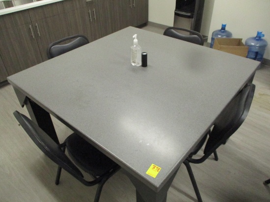LUNCH ROOM TABLE & 4 CHAIRS