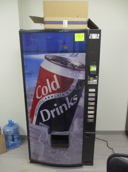 COIN OP VENDING MACHINE CANS/SODA-NO KEY