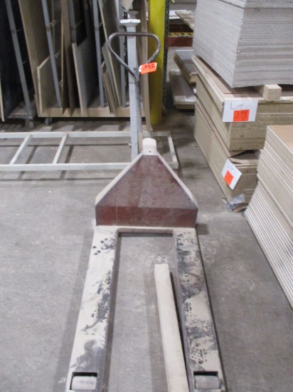 PALLET JACK-NEEDS REPAIRS