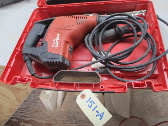 HILTI TE7-C DRILL WITH CASE
